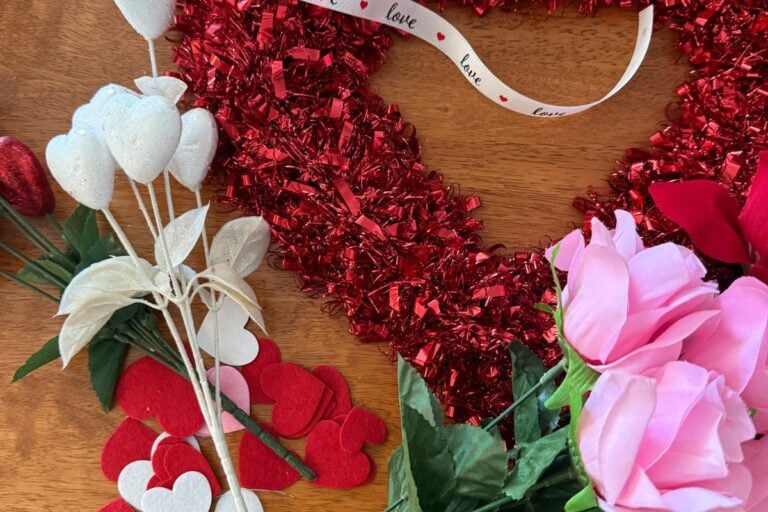 Valentine’s Day Crafts & DIY Round-Up